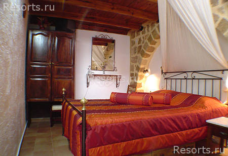 Cava Doro Hotel 7